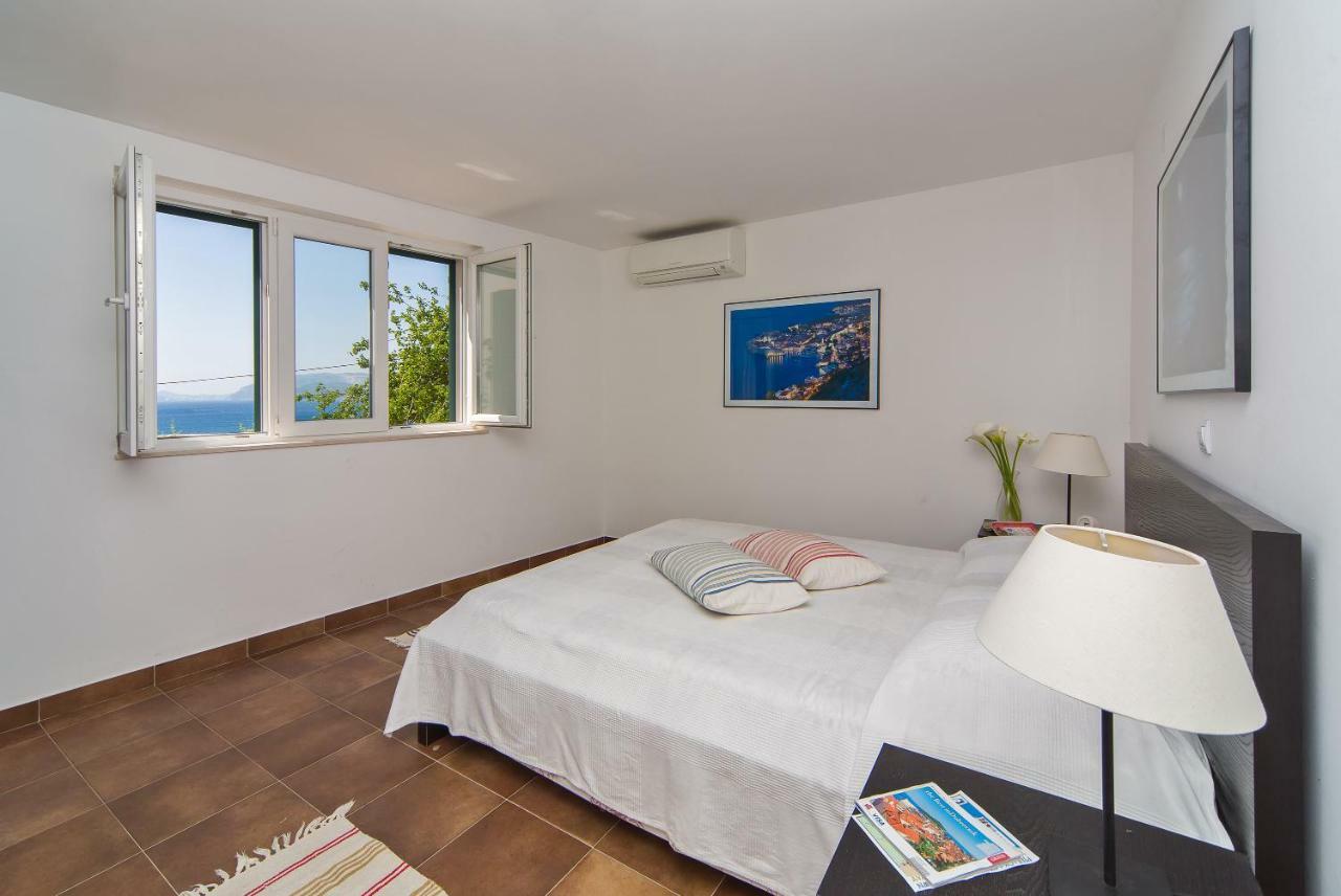 I Sassi Bianchi - East Huvilat Cavtat